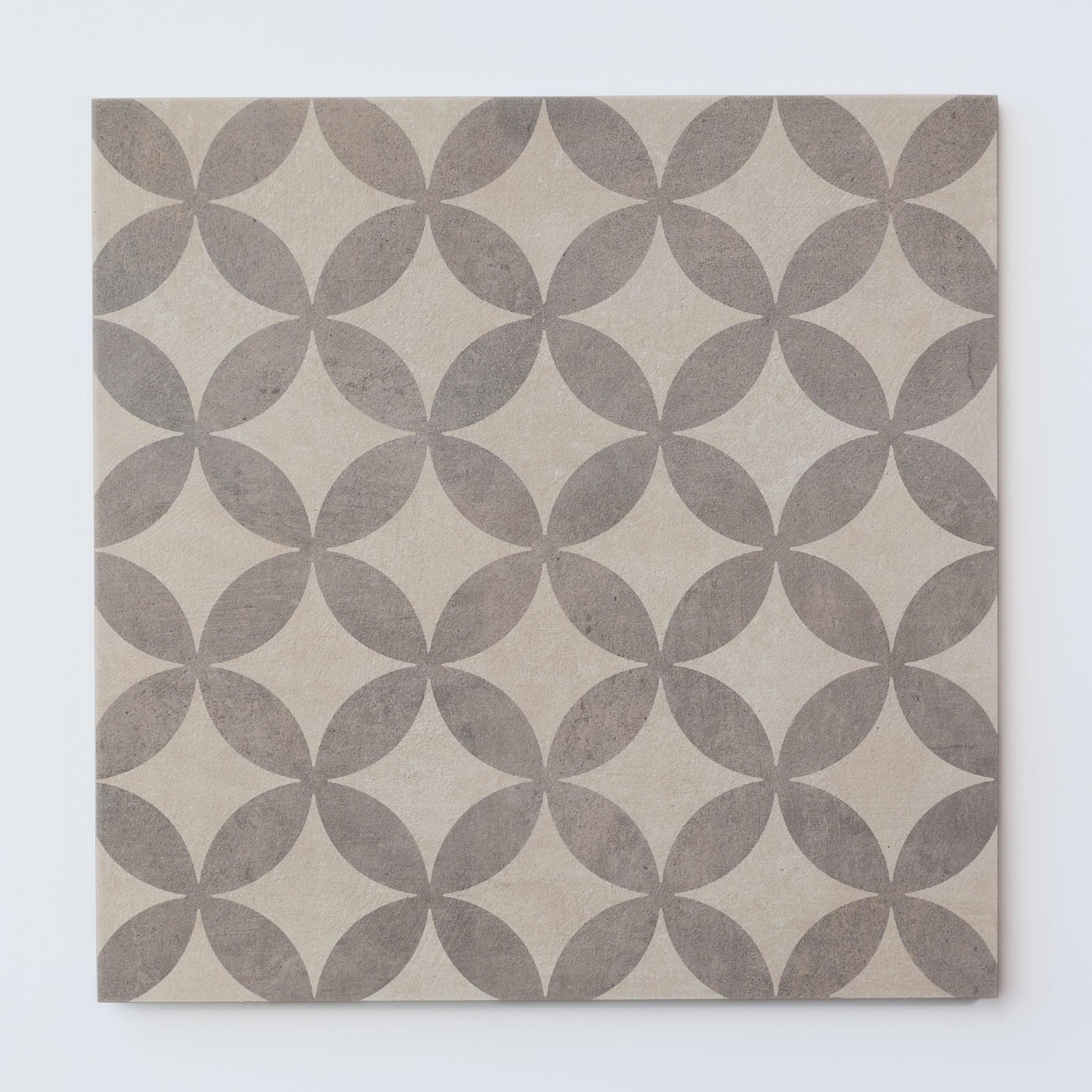 single tile studio shot of bodrum flower decor outdoor tile