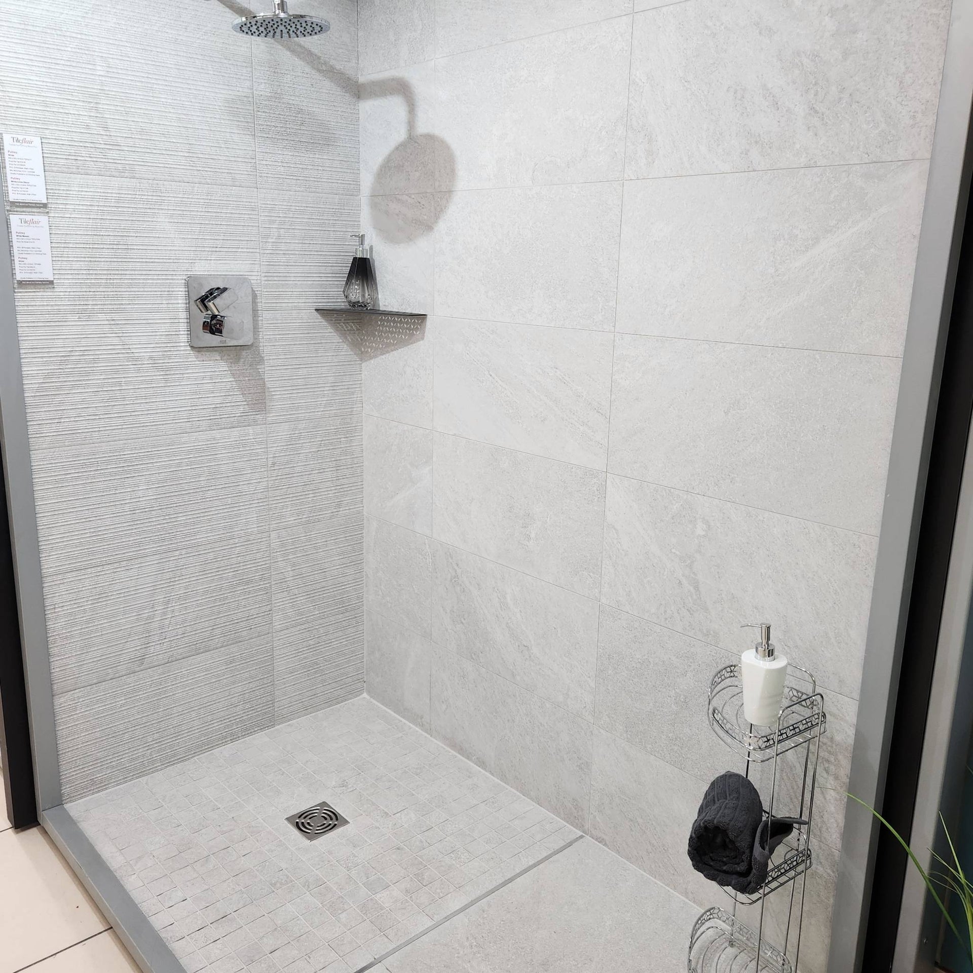 Putney White Mosaic Tile