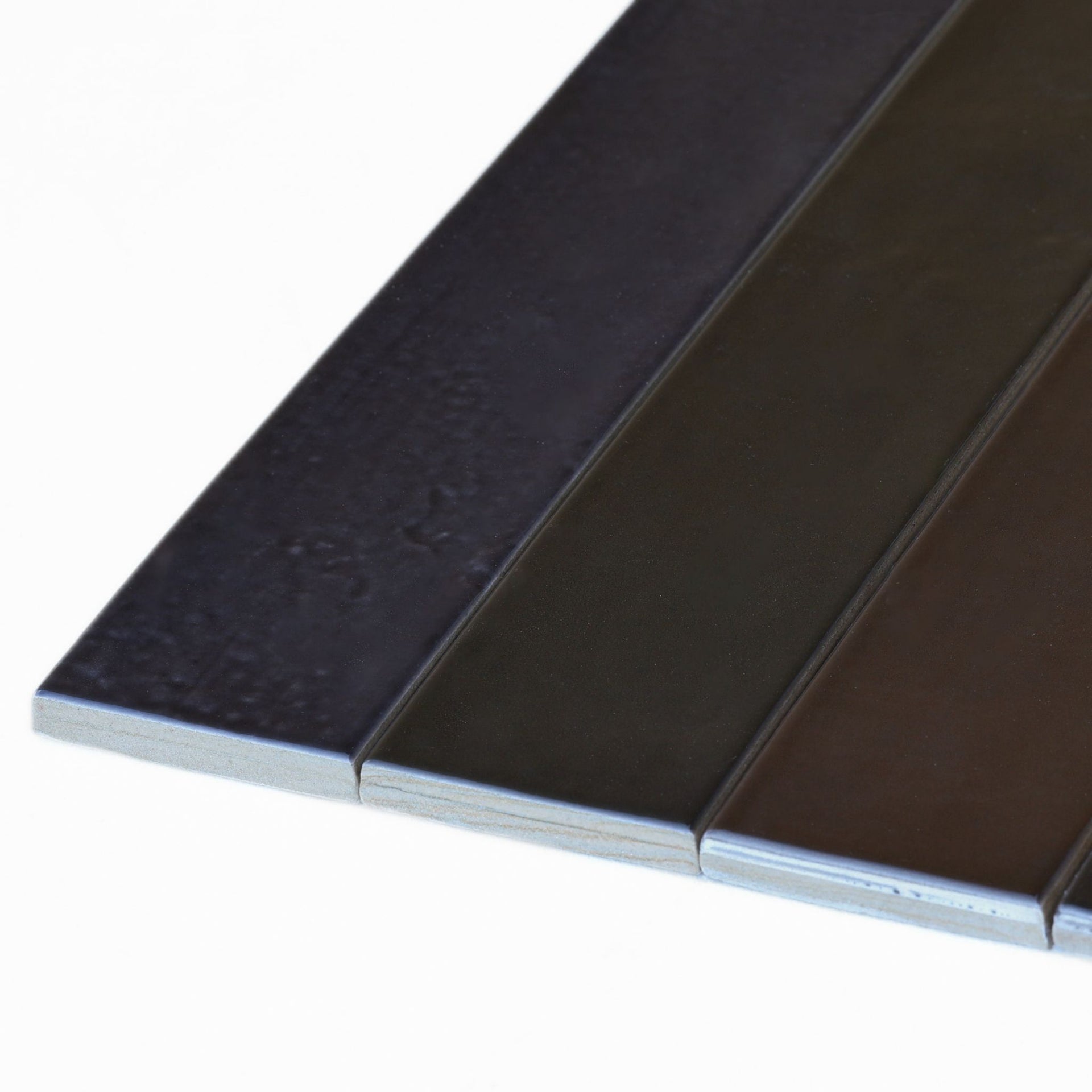 Tortosa Iron Black Tile
