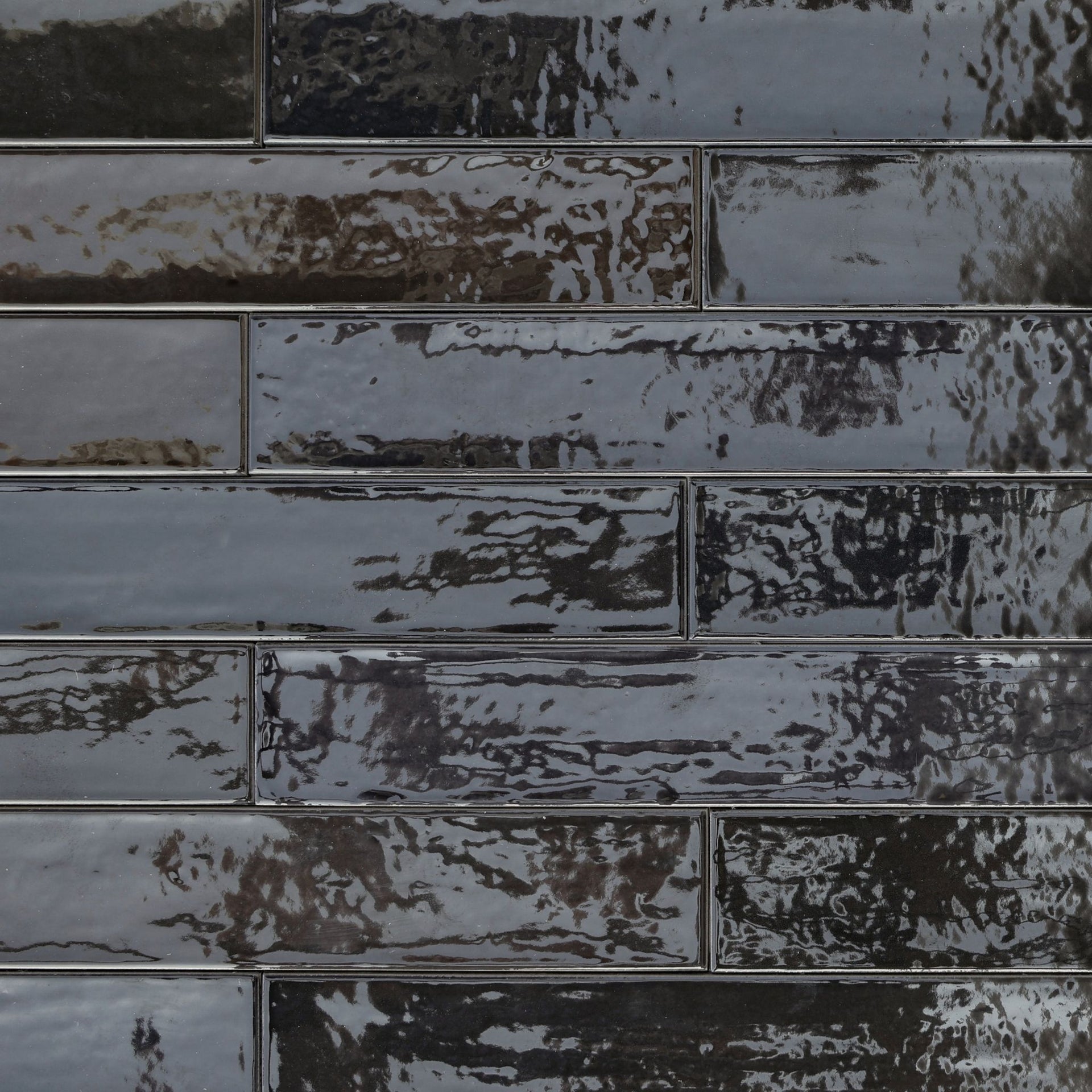 Tortosa Iron Black Tile